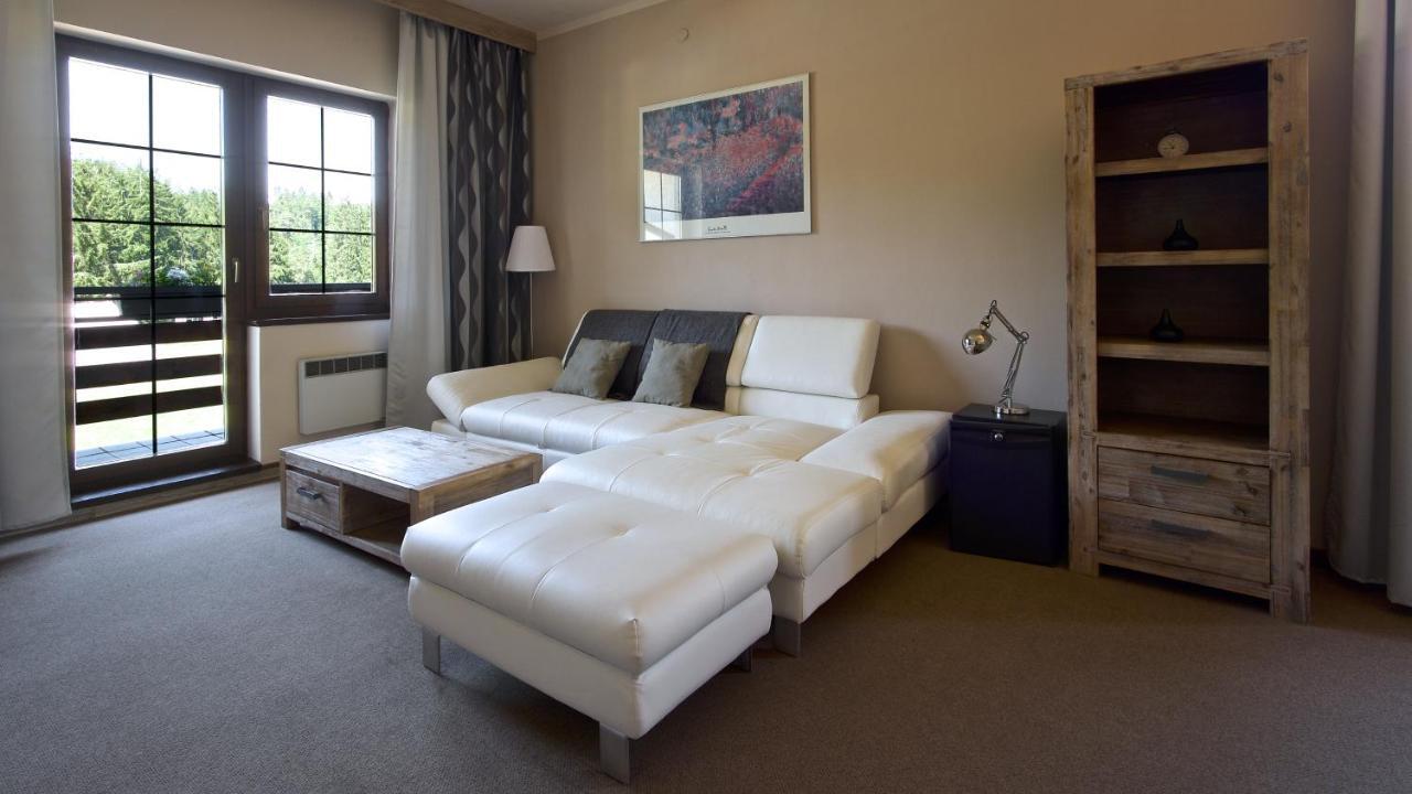Sporthotel Kacov ภายนอก รูปภาพ